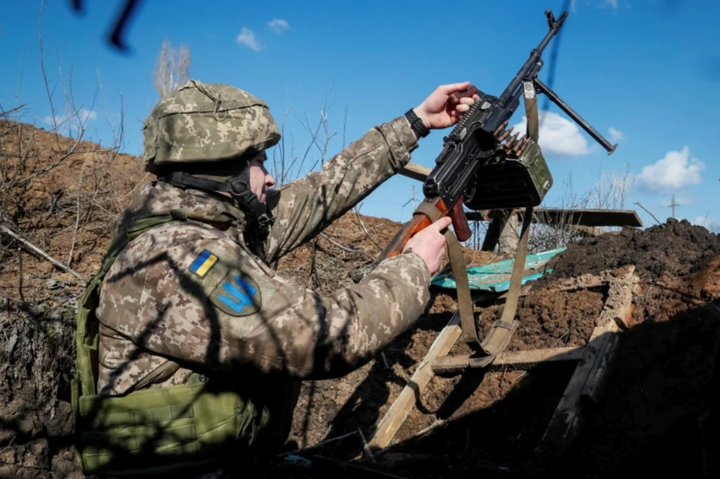 Військові відбили дев'ять атак ворога на Донбасі