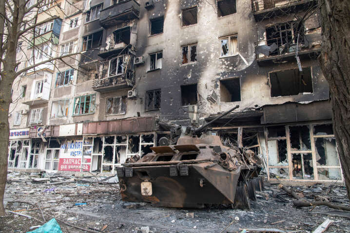 Мариуполь: Зеленский заявил, что разблокировать город военным способом невозможно