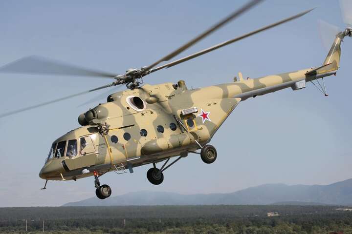 Десантники знищили два вертольоти російських загарбників (відео)