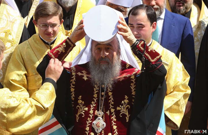 Глава Московської церкви в Україні пропонує на Великдень ходу в Маріуполь