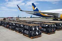 Цивілізований світ сильно допомагає українцям