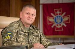 У нас потужний, підступний і безжалісний ворог, який використовує будь-що для нанесення нам втрат, каже Залужний