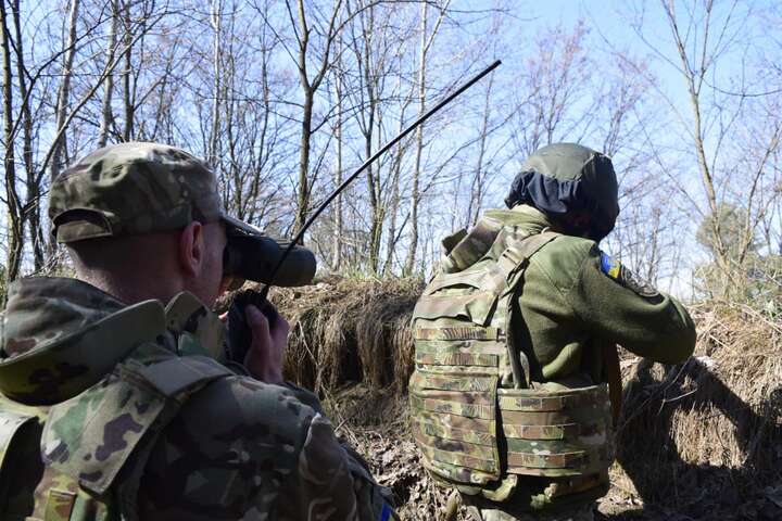 Прикордонників на Чернігівщині знову обстріляли з території Росії