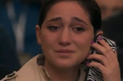 Журналістка розплакалась під час пресконференції Зеленського