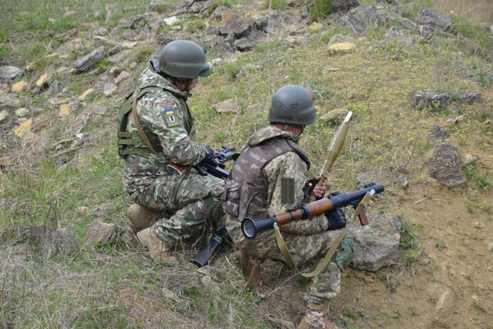 Українські морпіхи отримали сучасну зброю і готуються до нових боїв (фото)