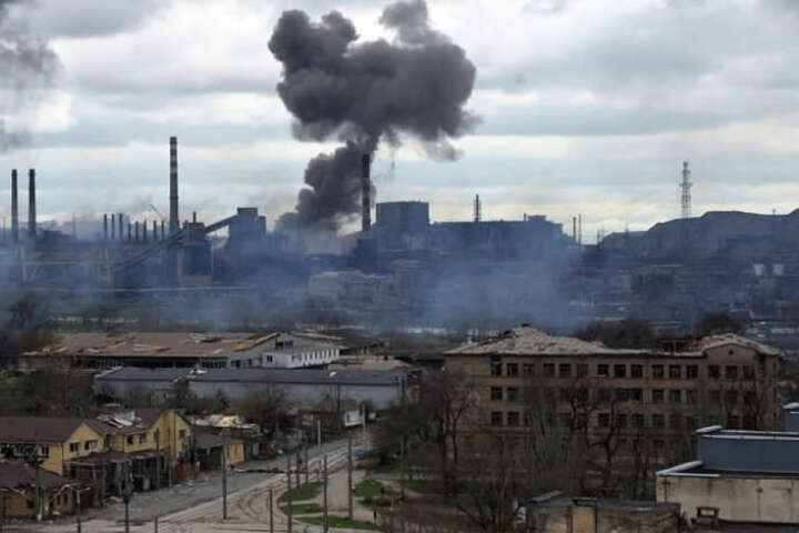 Росіяни на Великдень без зупинки атакують «Азовсталь» – Подоляк