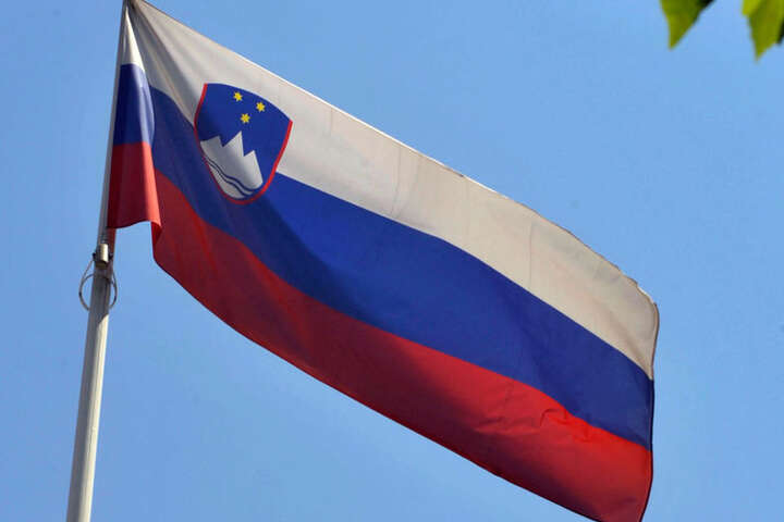 Опозиціонери перемогли на виборах до парламенту Словенії