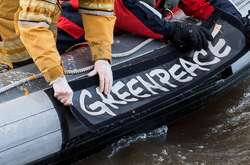 У Норвегії активісти Greenpeace заблокували танкер з російською нафтою 