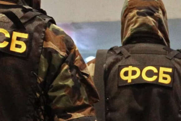 У Росії ФСБшники осоромилися зі сфабрикованими доказами (фото)