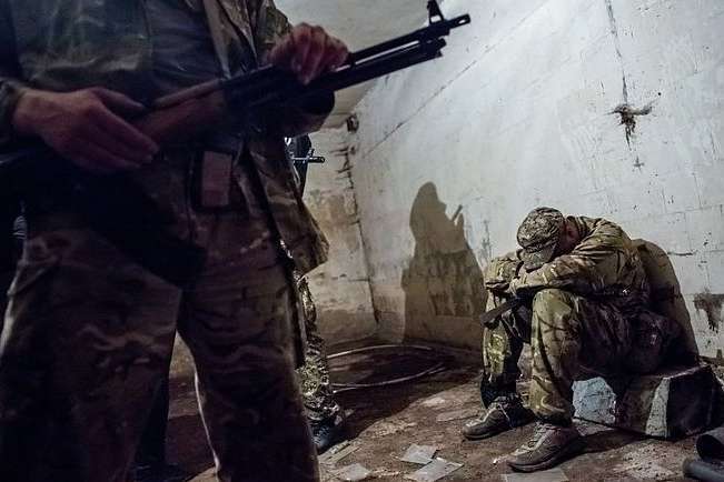 Під Донецьком окупанти розстріляли українських військових, які хотіли здатися у полон
