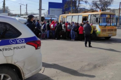 «Евакуюйтесь швидше!». Із Луганщини відкрито п’ять маршрутів для порятунку  