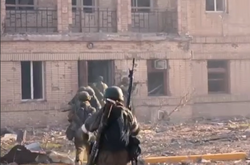  Оккупанты бежали от «Азова», но бежать сумели не все 