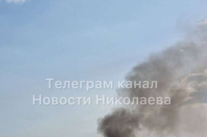 Росіяни випустили ракети по Миколаєву, у місті вибухи