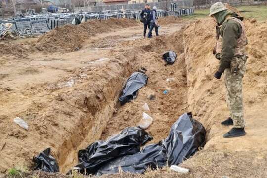 На Київщині вже виявлено вісім масових поховань мирних жителів