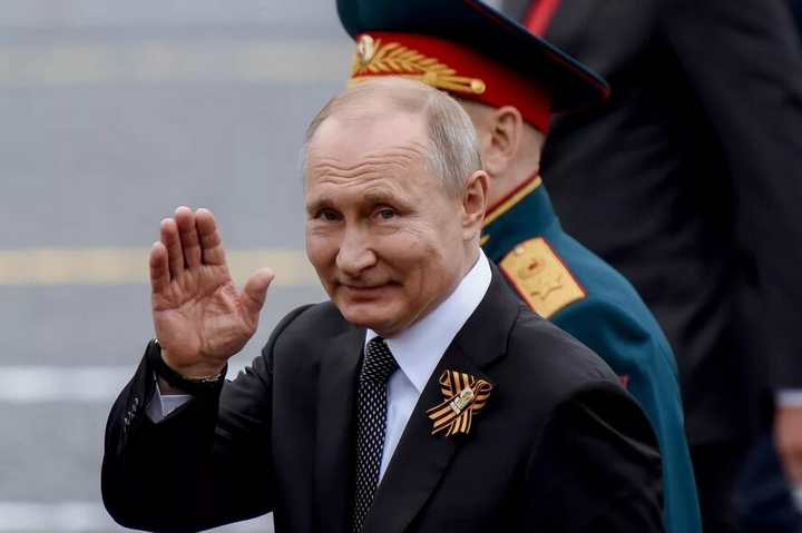 Путин может официально объявить войну Украине. СМИ назвали дату