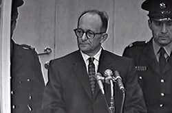  Адольф Ейхман (інокли пишуть Айхман)  –  німецький офіцер, співробітник гестапо, завідувач відділу гестапо IV-B-4, який відповідав за «остаточне вирішення єврейського питання» 