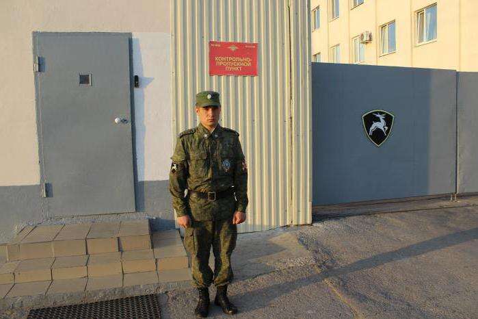 Персонал військових частин РФ масово звільняється через низьку зарплату, – розвідка