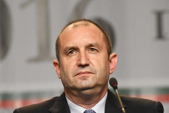 Президент Болгарії озвучив свою позицію стосовно військової допомоги Україні