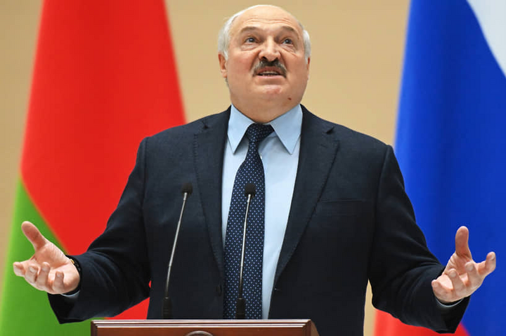 Авантюра Путина в Украине. Лукашенко публично признал, что умывает руки