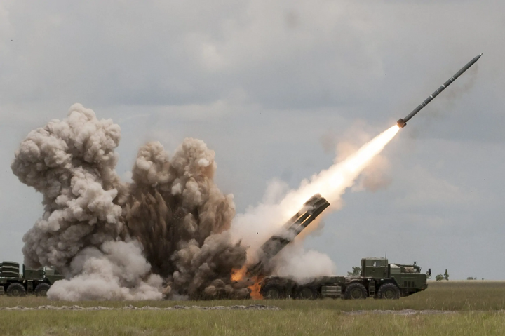 Обстрел Украины с территории Беларуси: сколько ракет уже выпущено (инфографика)
