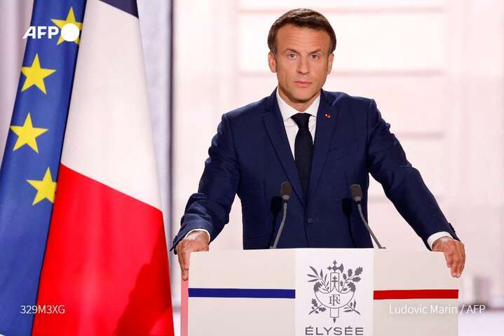 Во Франции прошла инаугурация президента: образы первых лиц страны (фото)