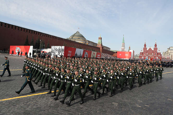 Десантники, що воювали проти українців, візьмуть участь у параді в Москві