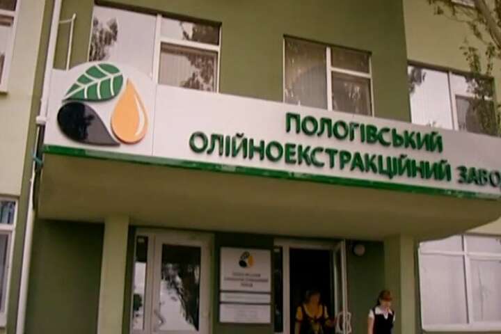 Окупанти викрали продукцію олійного заводу на Запоріжжі 