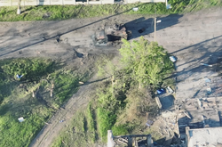 Николаевские десантники уничтожили российский бронеавтомобиль «Тигр» вместе с экипажем