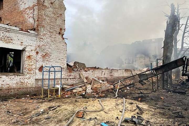 ДСНС назвала кількість жертв після авіаудару у Новгороді-Сіверському