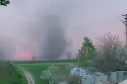 Дощ, буревій та смерч: в декількох областях України вирує негода (відео)