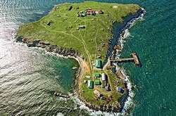 Для росіян також важлива й ідеологічна складова острова, адже після того, як був знищений ракетний крейсер «Москва»