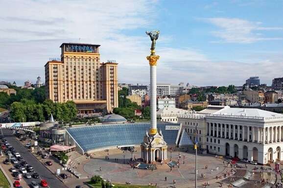 В Києві поновили роботу 38 посольств