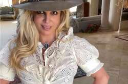 Поклонники волнуются за здоровье певицы