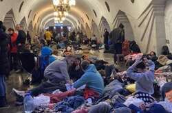 Харківське метро стало укриттям для сотень мешканців міста