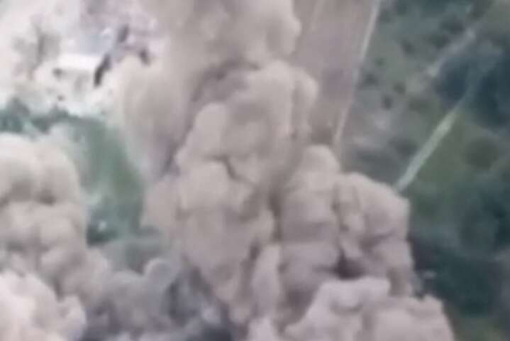 Луганщина: украинские военные взорвали мосты, чтобы остановить оккупантов (видео)