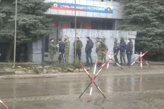 В окупованому Донецьку немає води: «мобілізували» сантехніків та електриків