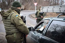 Депутати від  « Слуги народу »  вважають, що  на потреби фронту справедливіше вилучати майно передусім у тих осіб, які мають суттєві статки 