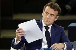 Макрон запевнив, що поставки зброї з Франції до України посилюватимуться