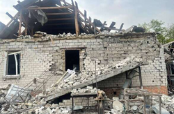<p>В результате вражеского удара по Днепру разрушены два дома</p>