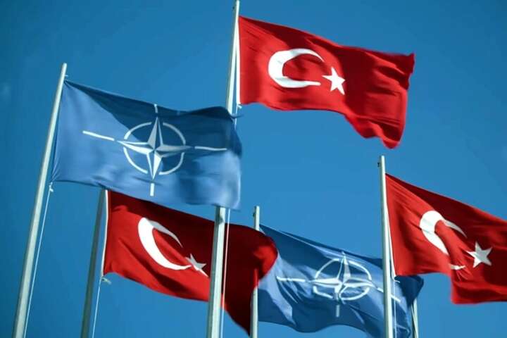 Туреччина висунула умови за згоду на вступ Фінляндії і Швеції до НАТО – Bloomberg