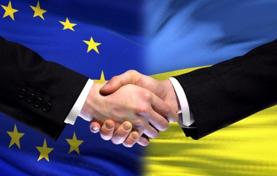 Киев получит деньги в обмен на реформы - Европейская комиссия утвердила план восстановления Украины: инвестиции в обмен на реформы