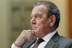  Колишній канцлер Німеччини Герхард Шредер не бажає розривати бізнесові зв’язки із Росією 