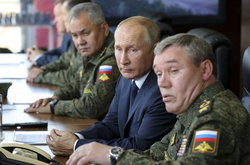  Российские офицеры все чаще стремятся переводить ключевые решения на свое начальство 