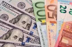 Центробанк РФ дозволив росіянам купувати валюту, крім доларів та євро