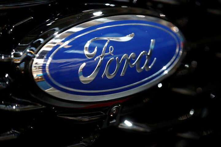 Ford відкличе 39 тисяч позашляховиків через ризик раптової пожежі 