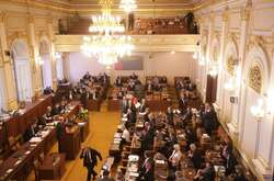 Нижня палата чеського парламенту продовжила надзвичайний стан, причиною якого стали біженці з України, до кінця червня