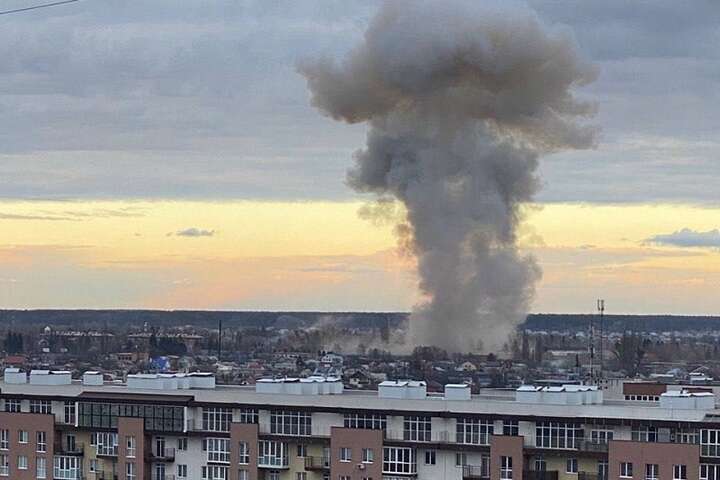 У Житомирі лунають вибухи: що відбувається в місті