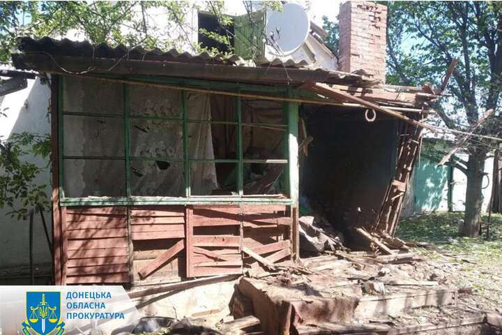 Росія гатить по мирних мешканцях Донеччини: фото руйнівних наслідків