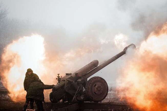 Доба на Донбасі: тривають бої, окупанти зазнали чималих втрат