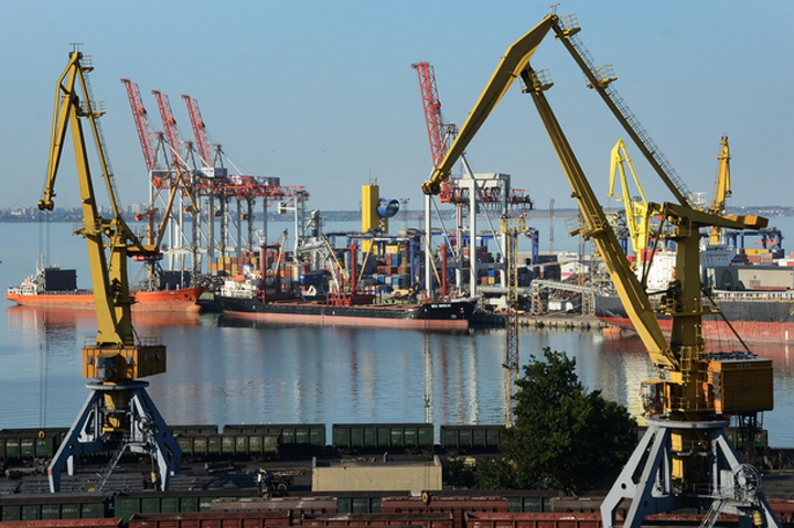Подоляк потроллил Россию, которая предлагает разблокировать порты в обмен на снятие санкций